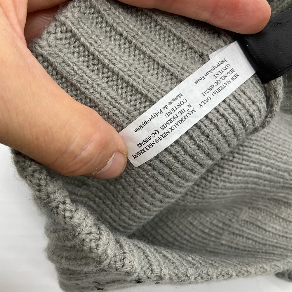 NWOT VICTORIAS SECRET GREY BLINGY‎ POM POM BEANIE AND MATCHING BLINGY GLOVES